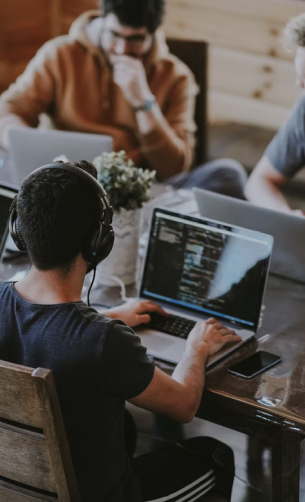 Founder creating LinkedIn content with GetFamous AI suggestions